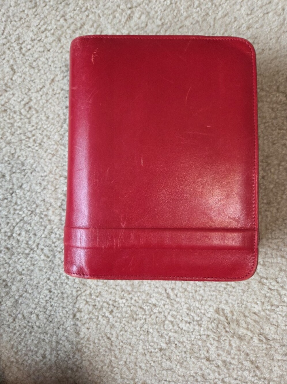 Vintage FranklinCovey Classic-sized Red Leather Zip-Around 7-Ring Planner Binder